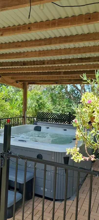 Figtree Cottage - Homestay - Yeppoon